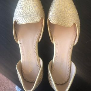Gold flats NWT